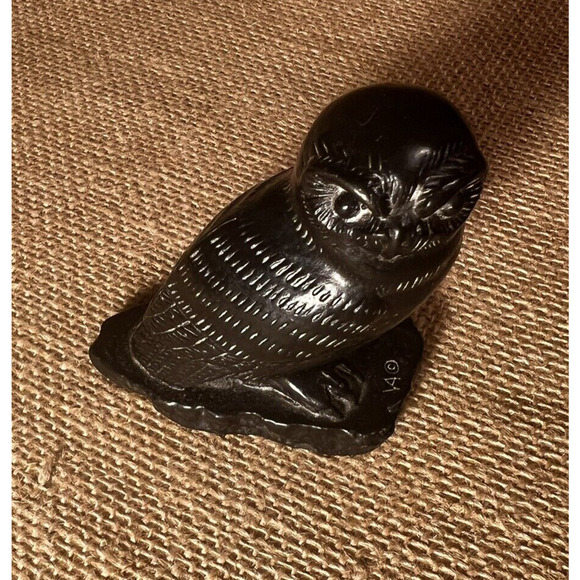 Owl Soap Stone Hand Carved in Canada-Vintage and Cute Excellent - Picture 2 of 9